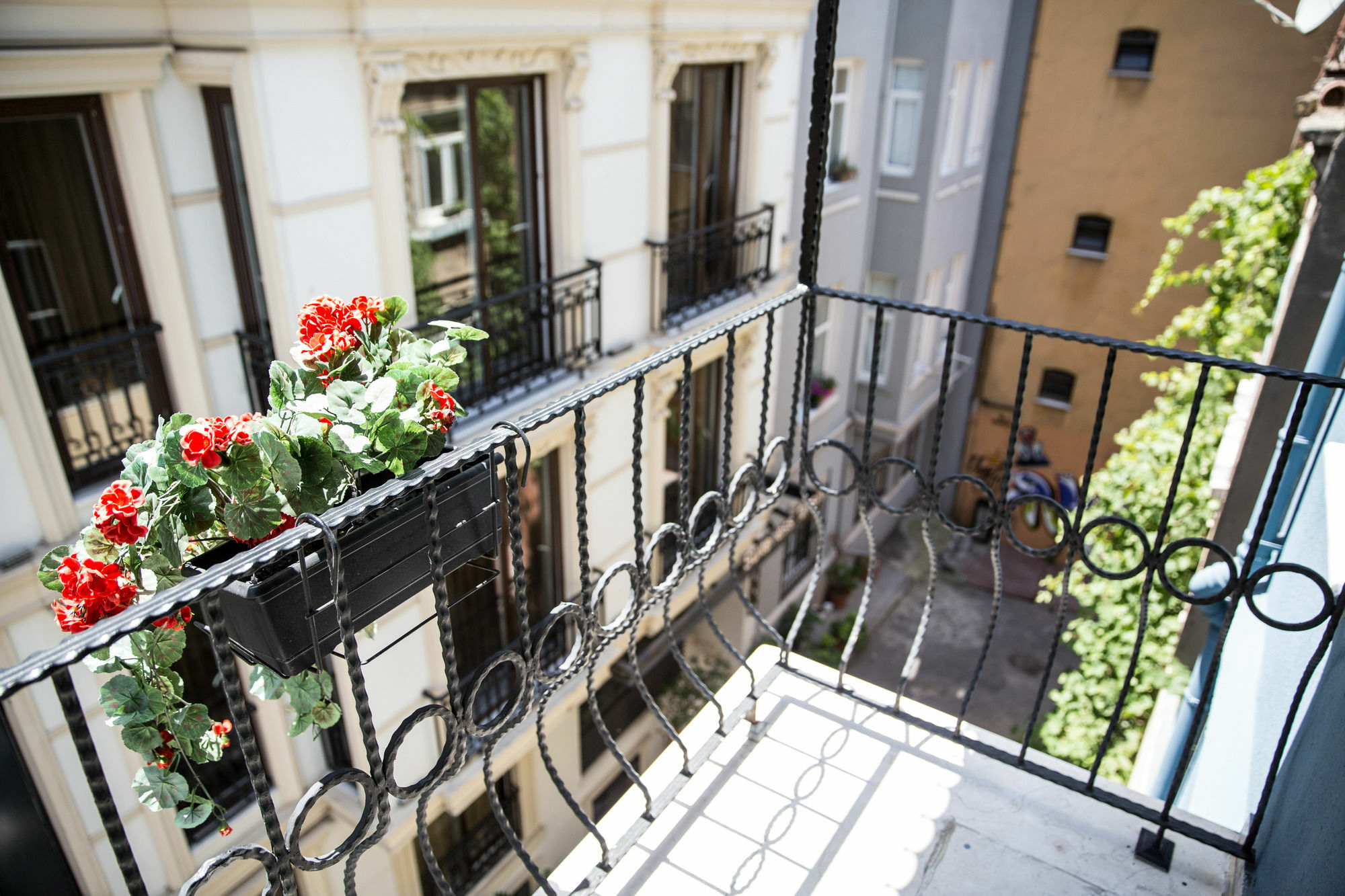 Ditto Flats Istanbul Exterior foto
